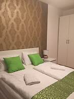 Corvin Rose Apartment Hotel