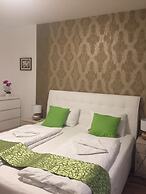 Corvin Rose Apartment Hotel