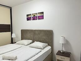 Corvin Rose Apartment Hotel