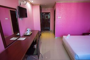 Euro Hotel and Apartments