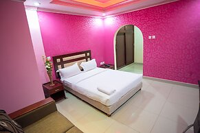 Euro Hotel and Apartments