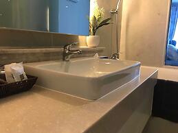 Astra Suites Central