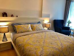 Astra Suites Central