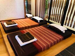 Astra Suites Central