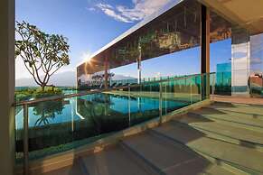 Astra Suites Central