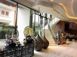 Astra Suites Central