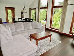 Cobble Wood & Bird Sanctuary Guest Houses