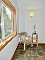 Cobble Wood & Bird Sanctuary Guest Houses