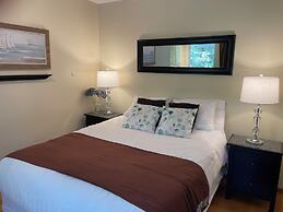 Cobble Wood & Bird Sanctuary Guest Houses