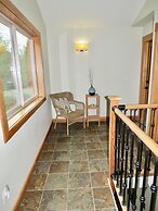 Cobble Wood & Bird Sanctuary Guest Houses