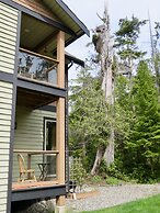 Cobble Wood & Bird Sanctuary Guest Houses