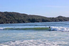 Cobble Wood & Bird Sanctuary Guest Houses