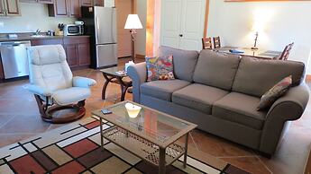 Cobble Wood & Bird Sanctuary Guest Houses