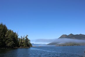 Cobble Wood & Bird Sanctuary Guest Houses