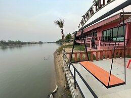 Techno Riverview Resort