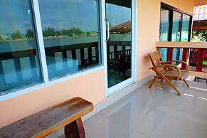 Techno Riverview Resort