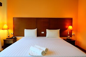 Baan Suanphet Resort