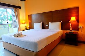 Baan Suanphet Resort