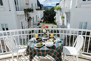 Dalat De Charme Village