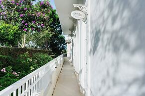 Dalat De Charme Village