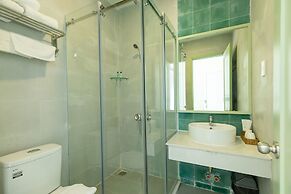 Dalat De Charme Village