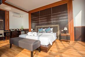 Blu Hotel Nakhon Phanom