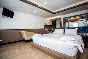 Blu Hotel Nakhon Phanom