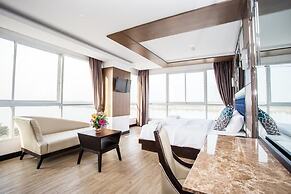 Blu Hotel Nakhon Phanom