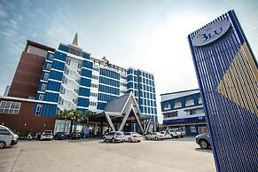 Blu Hotel Nakhon Phanom