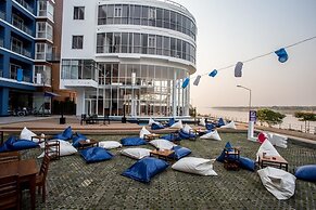 Blu Hotel Nakhon Phanom