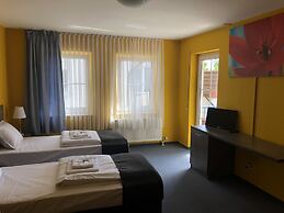 Simona Hotel Frankfurt Airport