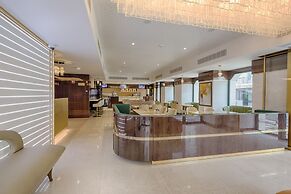 MeraPrime Gold Design Hotel