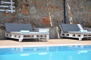 Lacivert Boutique Hotel