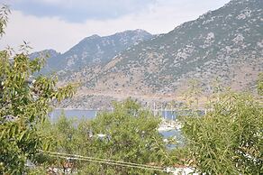 Lacivert Boutique Hotel