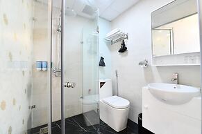 Hanoi Bella Rosa Trendy Hotel