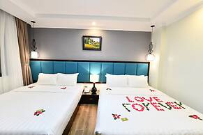 Hanoi Bella Rosa Trendy Hotel