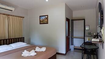 Rai Lam Poo Farm and Camping Resort