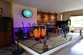 Mamaungpaa Hillside Resort