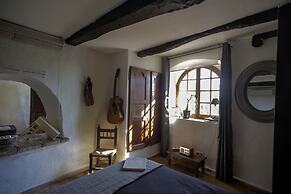 La Maison Aux Bonsaïs