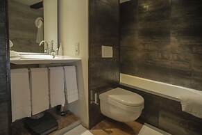 La Maison Aux Bonsaïs