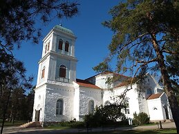 Spacious 4 Room Apartment & Sauna