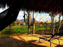 Giant House Riverside