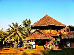 Giant House Riverside