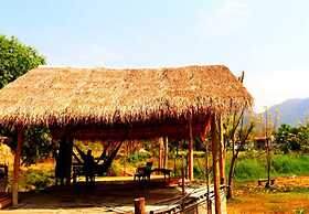 Giant House Riverside