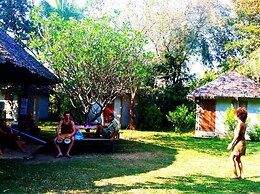 Giant House Riverside