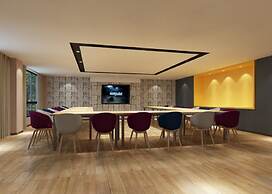 Hotel Campanile Huzhou Taihu Lake