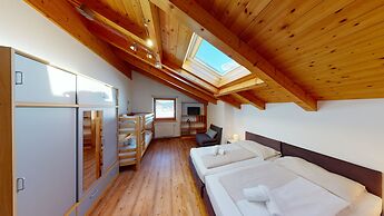 Mountain Nests - Chalets Apartments