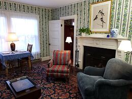 Harbourside Inn