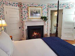Harbourside Inn