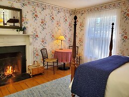 Harbourside Inn